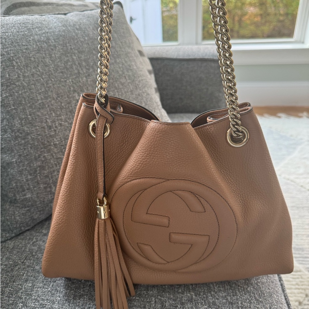 Used Gucci Soho shoulder bag comes with Brand new never used Gucci Soho wallet